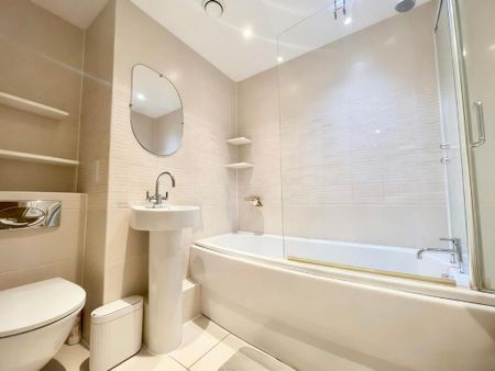 2 bedroom flat to rent - Photo 3