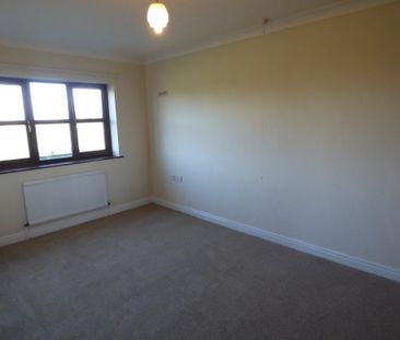 4 bedroom detached bungalow to rent - Photo 4