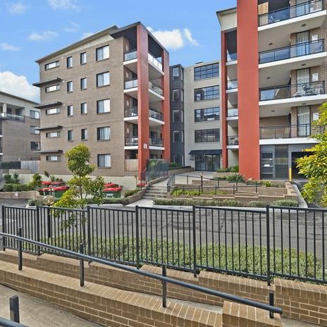 Don't miss out! Modern Apartment, Close to Selective High School, Stockland Mall and Norwest Business Park, Easy access M7 Motorway! - Photo 1