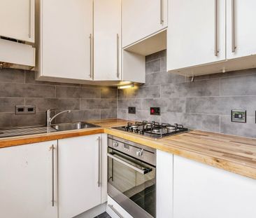 Studio Flat, Park Road, N8 - Photo 5