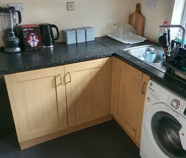 Room in a Shared House, Fentham Road, B6 - Photo 1