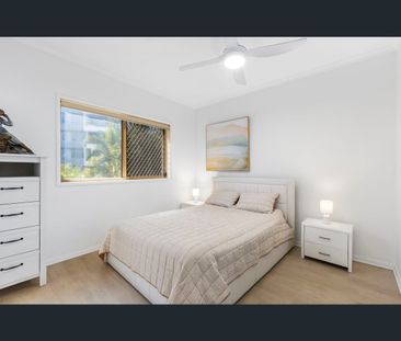 5/47 Bauer Street, Southport, Qld 4215 - Photo 2