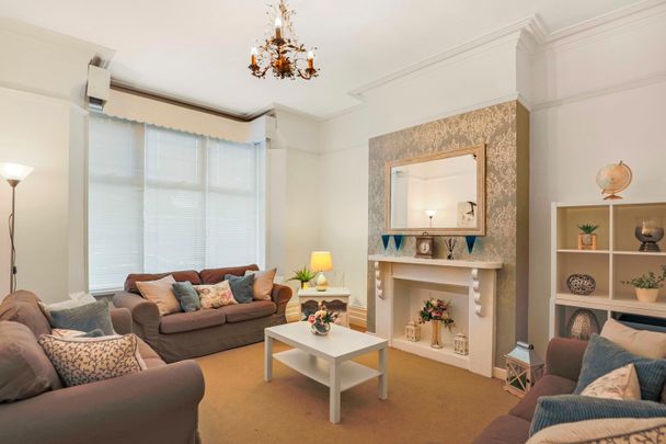 6 Bed Terraced House, St. Stephens Road, LE2 - Photo 1