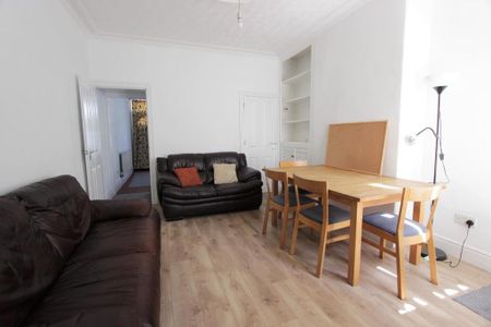 4 bedroom terraced house to rent - Photo 2