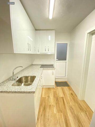 Casa en alquiler en Malaga - Photo 2