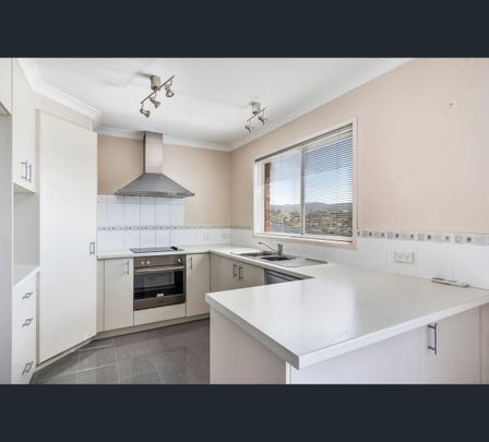 4/50 Ineke Drive, Kingston, Tas 7050 - Photo 1