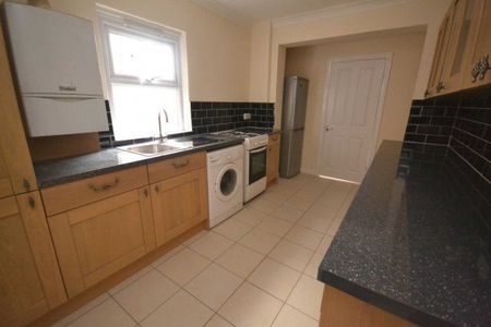 3 Bed - Liverpool Road, Reading - Photo 4