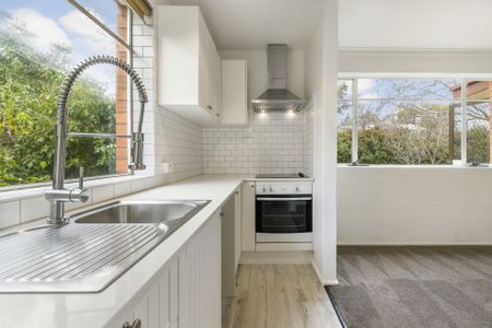 Modern comfort meets unbeatable convenience - Photo 5