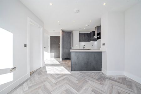 Cockfosters Road, EN4, London - Photo 5