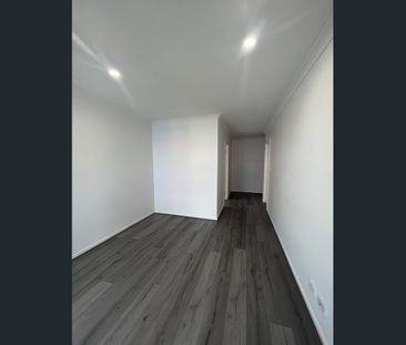 Beautiful Brand New Home! - Photo 3