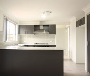 Everything you need- the perfect family home! - Photo 5