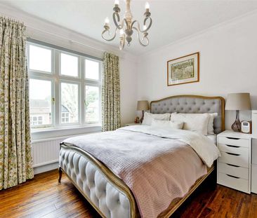 A beautifully presented and very pretty two bedroom semi-detached h... - Photo 5