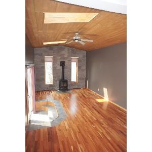 Pineview 4 Bed 2 Bath Home Fort Saskatchewan - Photo 2