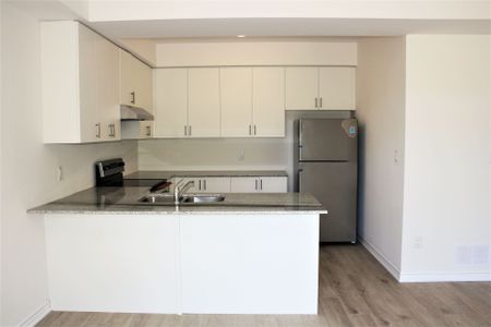 For Lease - 6 Hillcroft Way, Kawartha Lakes, Ontario - Photo 5