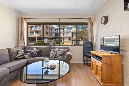 Bright, Easy-Care Apartment in Central Jindabyne - Photo 3