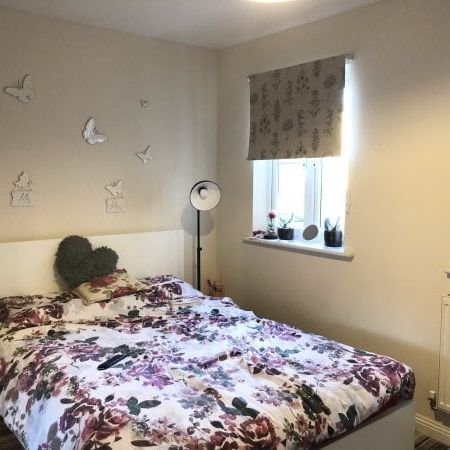 Tallis Court, Kidman Close, RM2 6GH, Property for rent - Photo 1