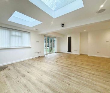 3 bedroom detached house to rent - Photo 6