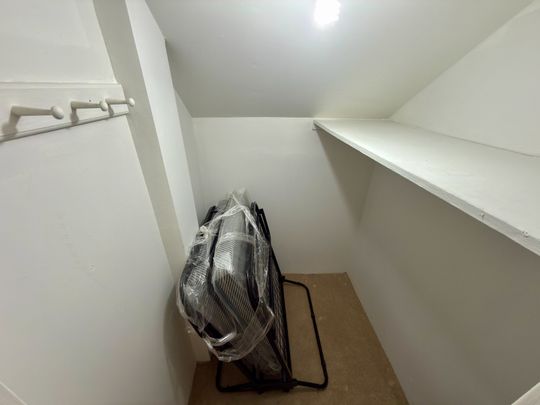 For Lease - 86 Lesmount Avenue Unit# Lower, Toronto, Ontario - Photo 1