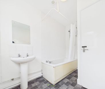 Sutherland Road, Southsea, PO4 - Photo 2