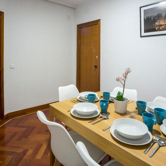 Modern room in Menéndez Pelayo - Photo 1