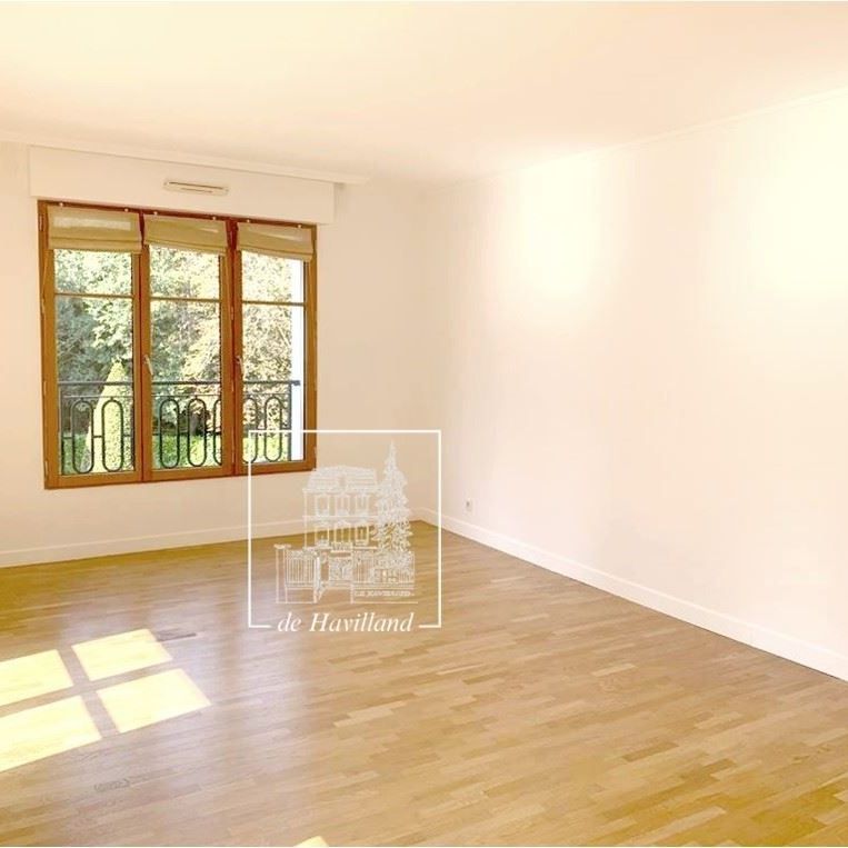 Tout savoir sur cet appartement dans le quartier Val d'Or, à Saint-Cloud - Photo 1