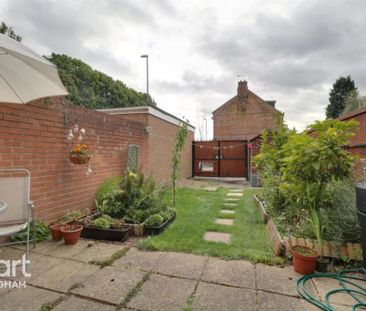 2 bedroom semi-detached house to rent - Photo 6
