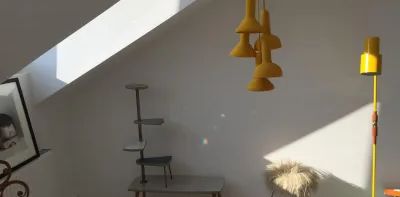 Dachgeschoß mit Erker, Lift & Dachterrassen-Zugang nur durch Wohnung - Photo 2