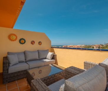 Middle Floor Apartment in El Faro - Photo 4