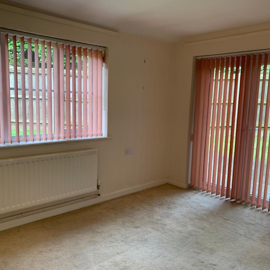 2 Bed Flat, Headly House, CV1 - Photo 1