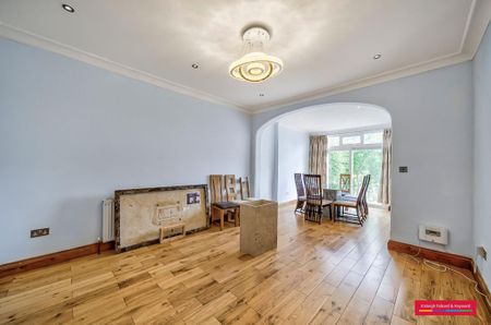 5 bedroom semi-detached house to rent - Photo 3