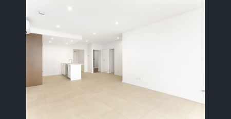 Well maintained apartment in excellent location - Photo 4