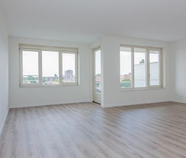 Te huur: Appartement Stationsplein in Pijnacker - Photo 1