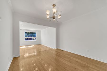 For Lease - 24 Springhead Gardens Unit# Main & Upper, Richmond Hill, Ontario - Photo 4