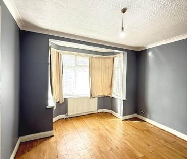 4 bedroom terraced house to rent - Photo 1