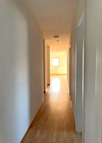 Dreizimmerwohnungmit Eckbalkon - Foto 2