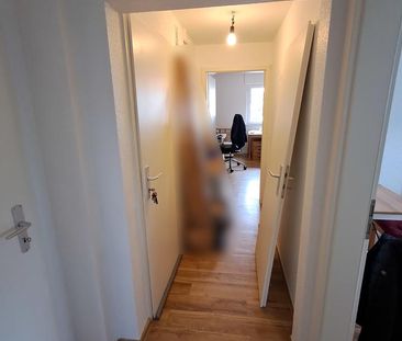 2,5-Zimmer, EBK, Dachgeschosswohnung, 53 m², AB-Schweinheim - Photo 1