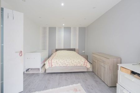 Huis - Te huur - Photo 4