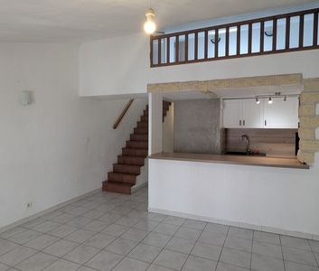 Location Appartement 3 pièces 62m² ISTRES 13800 - Photo 1