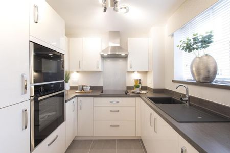 1 bedroom retirement property to rent - Photo 2