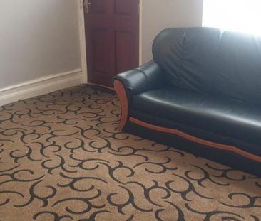 4 bedroom terraced house to rent - Photo 3