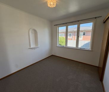 15 Wycliffe Street, Onekawa - Photo 6