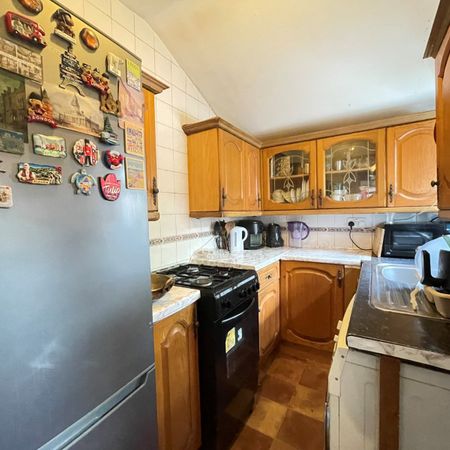 3 bedroom terraced house to rent - Photo 3