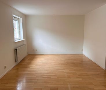 Järnvägsgatan 4 - Photo 2