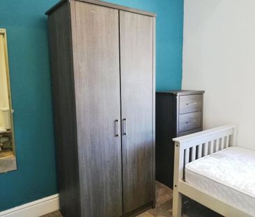 1 bedroom property to rent - Photo 4