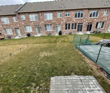 For Lease - 10 Marlborough Street, Whitby, Ontario - Photo 5