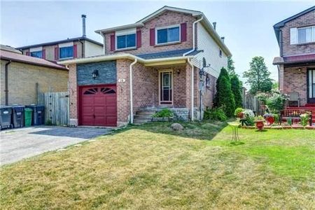 For Lease - 14 Sparrow Court, Brampton, Ontario - Photo 3