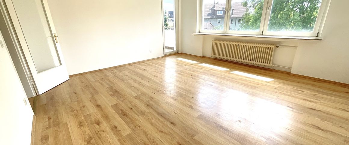 Frisch renovierte 3 Zimmerwohnung mit Balkon - Foto 1