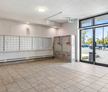 Greenview Apartments - Photo 5