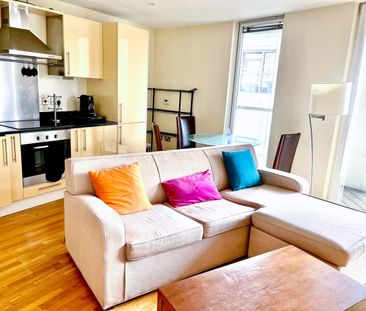 1 Bed Flat, Trinity Tower, E14 - Photo 4