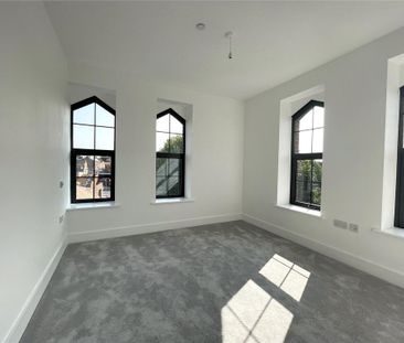 3 bedroom apartment to rent - Photo 3